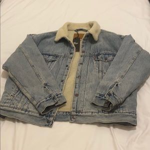 Levi’s Dad Trucker Jacket NWT